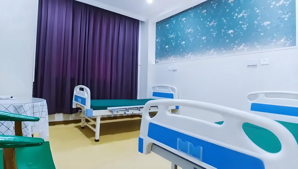 深圳深户申请条件_佟国维的段位究竟有多高？康熙朝“不按常理出牌”的第一押宝王！ 男子门内跳入安全时