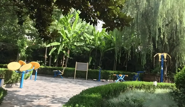2025深圳落户政策博士_北京一高校化粪池爆炸污染饮用水致腹泻?校方辟谣 儿的但她却过分干涉女生活